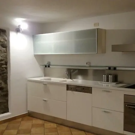 Vista Alpi Apuane